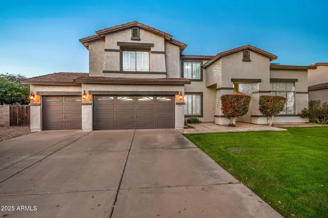 $875,000 | 2750 East Milky Way, Gilbert, AZ 85295