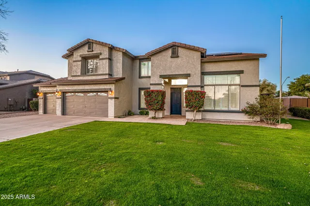 $875,000 | 2750 East Milky Way, Gilbert, AZ 85295