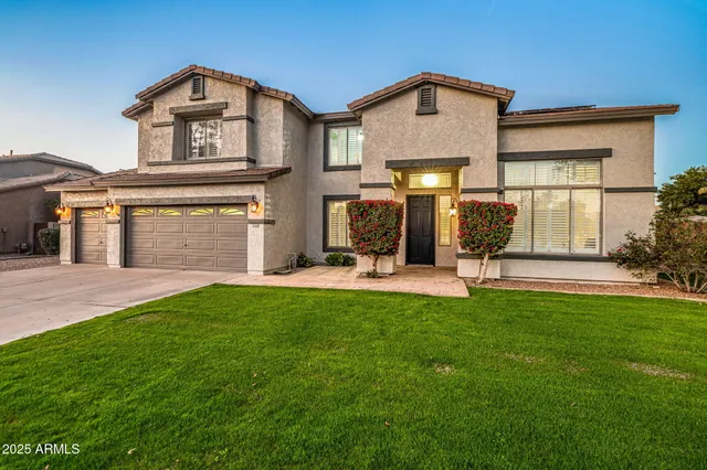 $875,000 | 2750 East Milky Way, Gilbert, AZ 85295