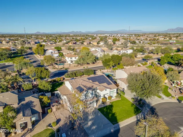 $875,000 | 2750 East Milky Way, Gilbert, AZ 85295