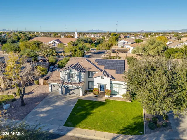 $875,000 | 2750 East Milky Way, Gilbert, AZ 85295