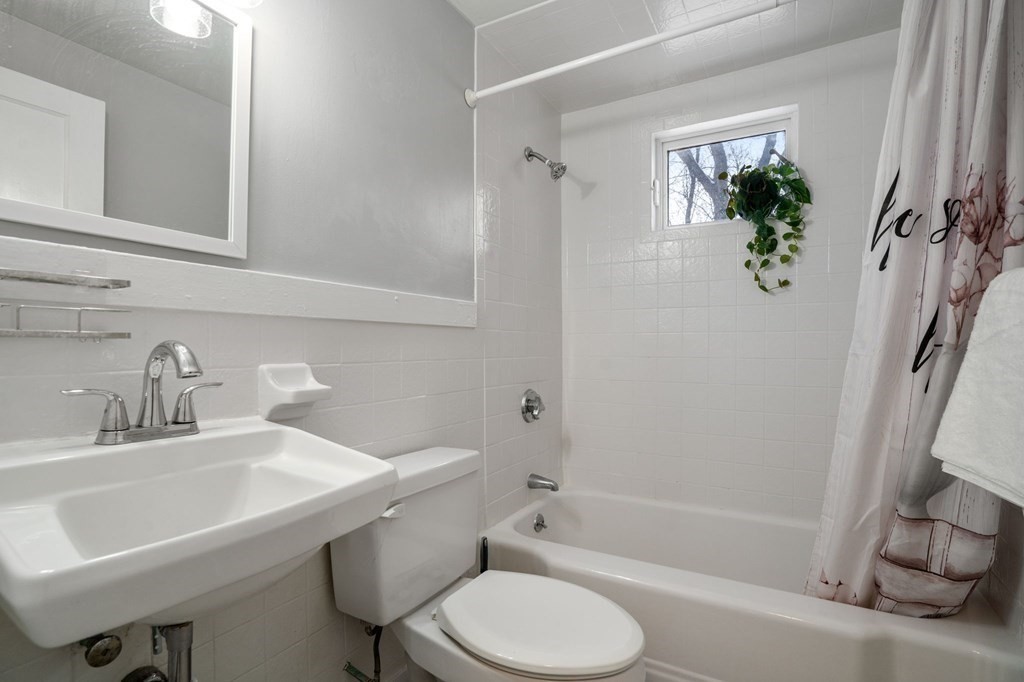 5 Gabriel Road Sharon, MA 02067 - Photo 14 of 15 Gallery Image 14