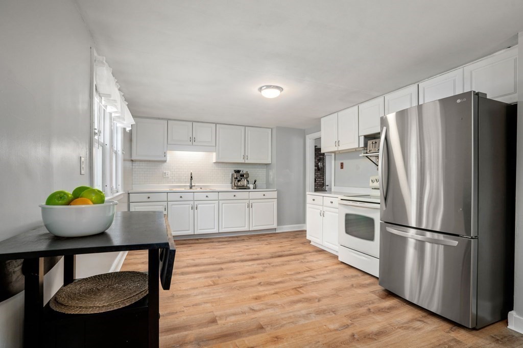 5 Gabriel Road Sharon, MA 02067 - Photo 6 of 15 Gallery Image 6