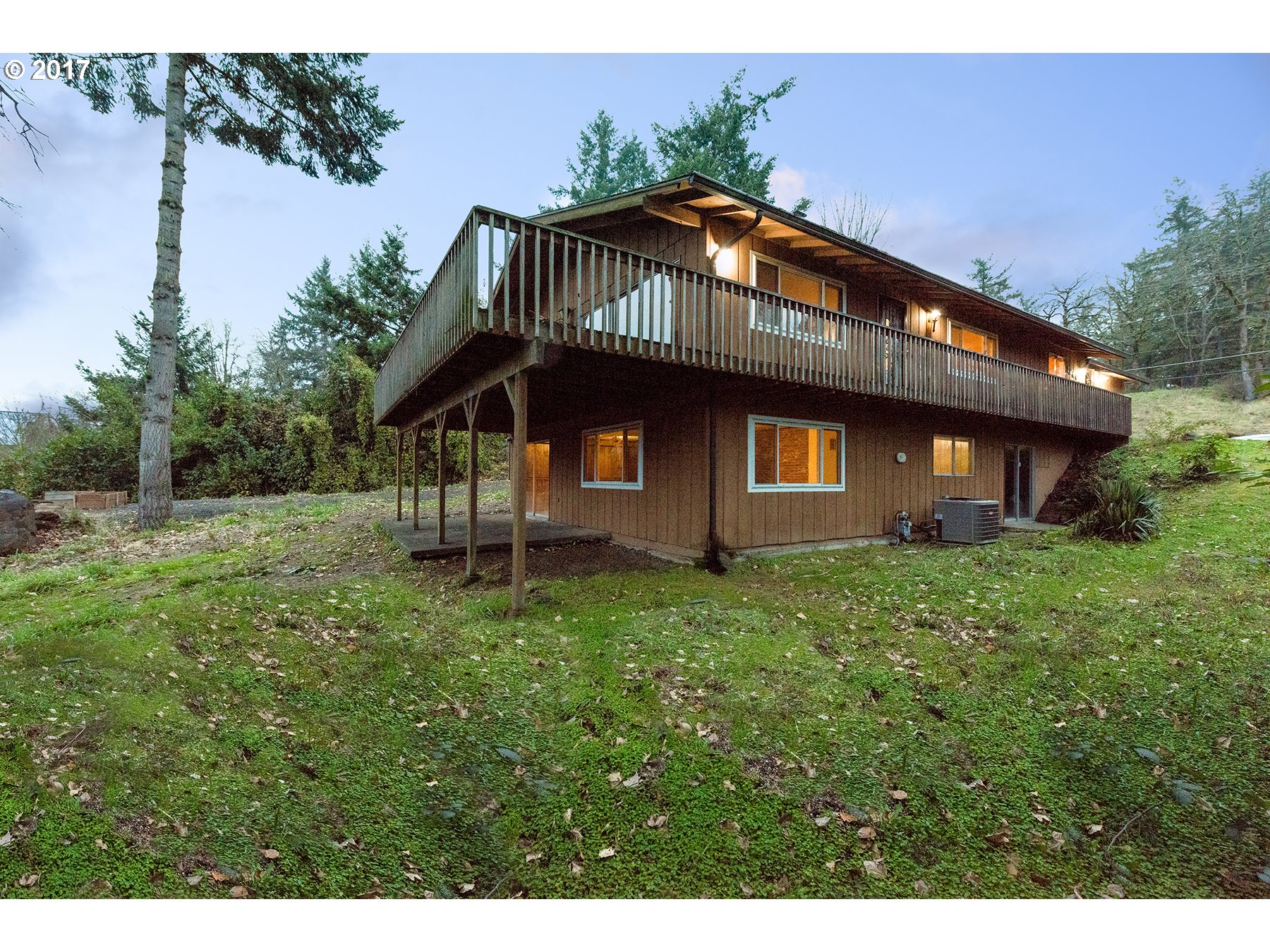 18605 Oatfield Road Gladstone, OR 97027 - Photo 26 of 28 Exterior