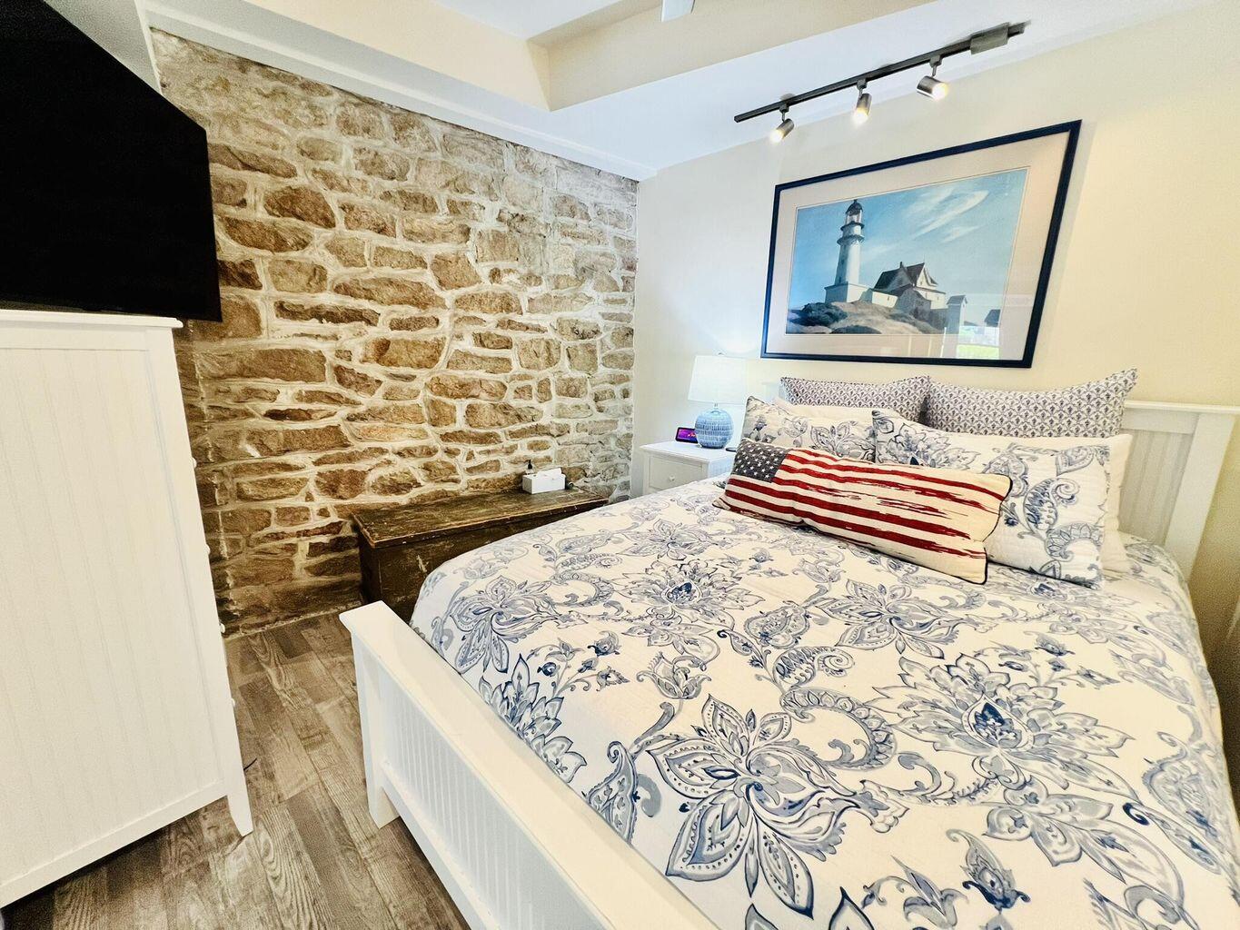 55 Israel Head Road, Unit 105 Ogunquit, ME 03907 - Photo 20 of 29 Bedroom1