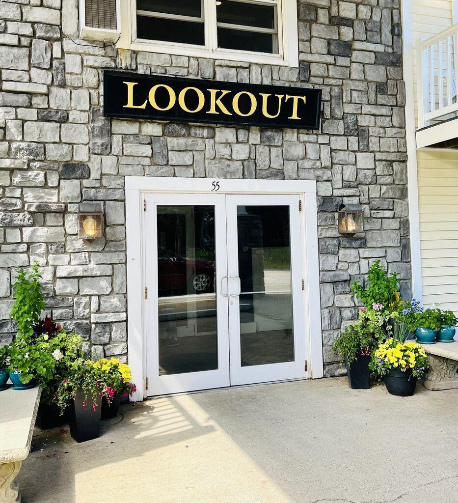 55 Israel Head Road, Unit 105 Ogunquit, ME 03907 - Photo 26 of 29 Lookout sign