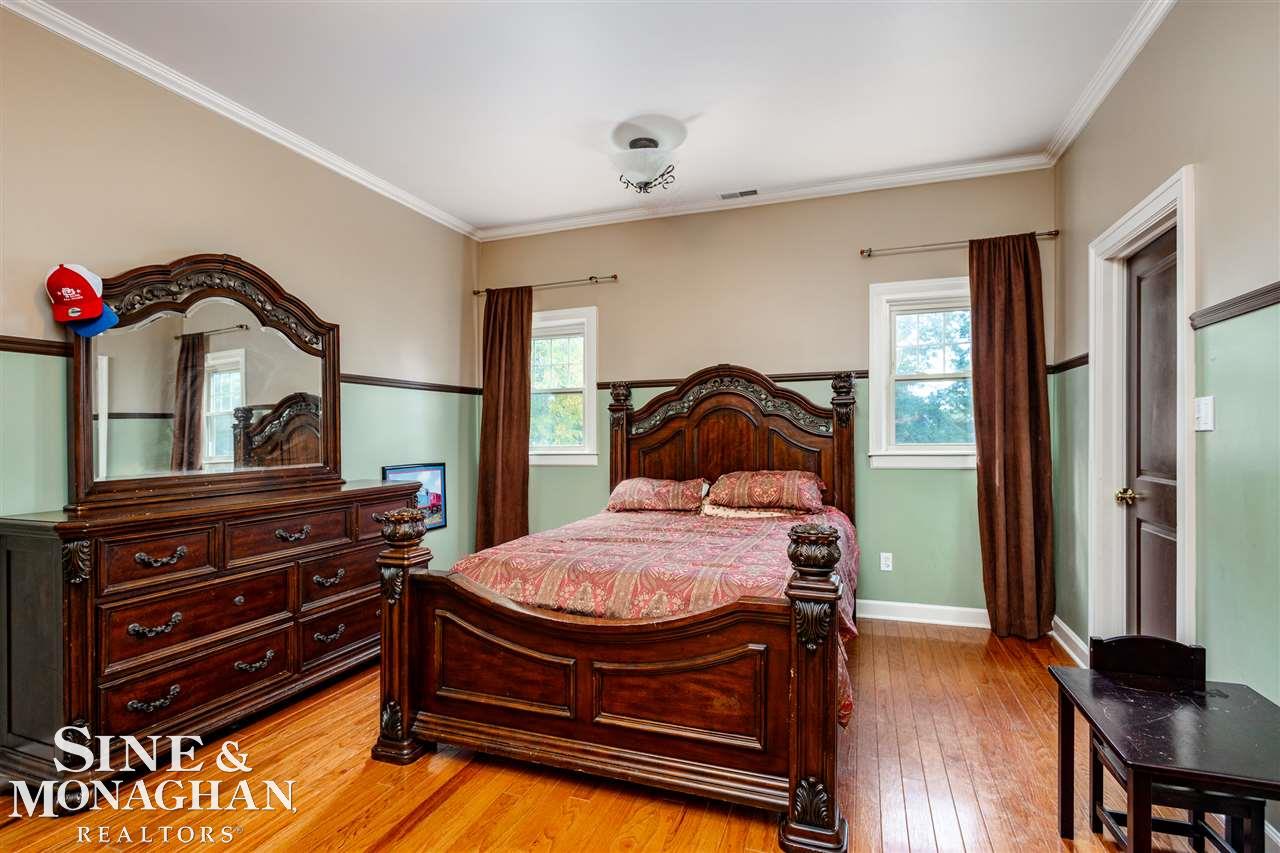 954 Barrington Road Grosse Pointe Park, MI 48230 - Photo 26 of 44