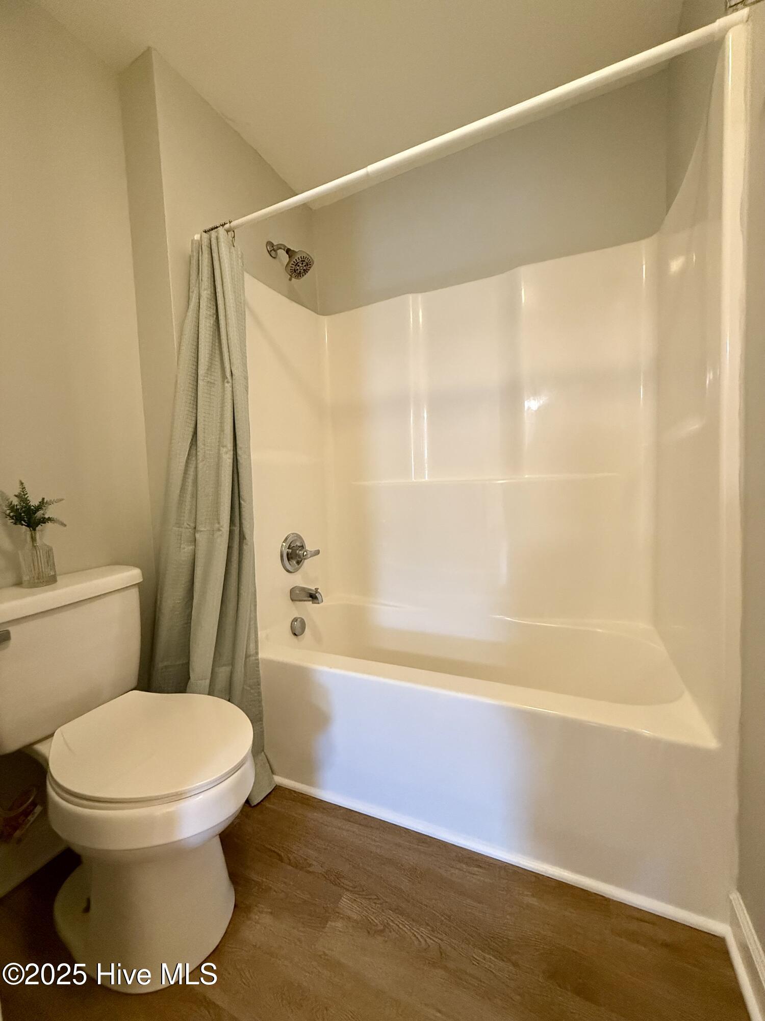 48 1st Street Chocowinity, NC 27817 - Photo 28 of 37 Bathroom