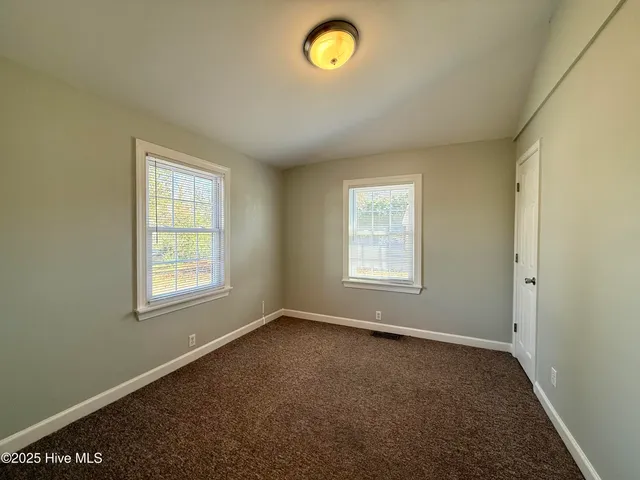 $154,900 | 48 1st Street, Chocowinity, NC 27817