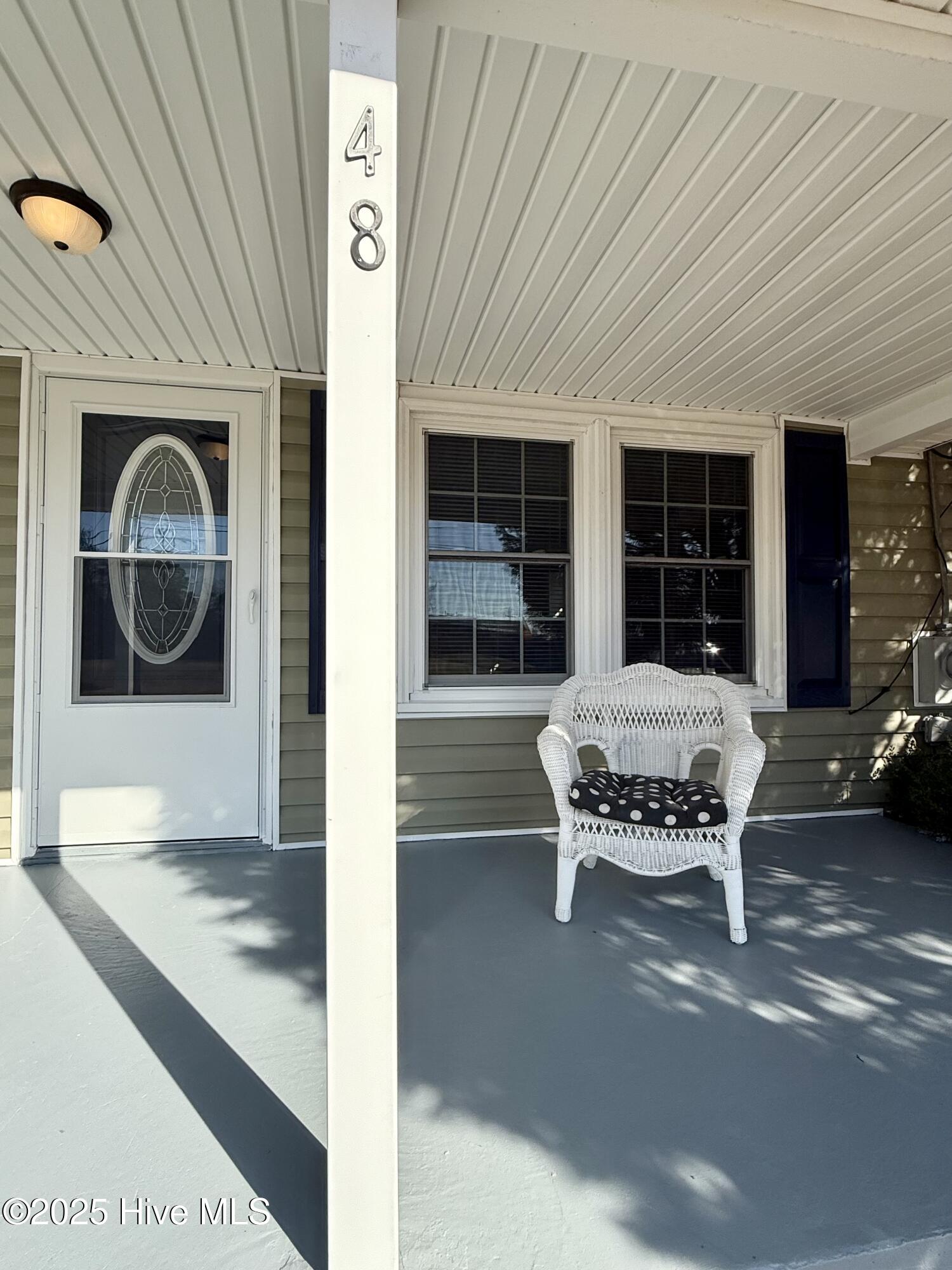 48 1st Street Chocowinity, NC 27817 - Photo 5 of 37 Front Porch