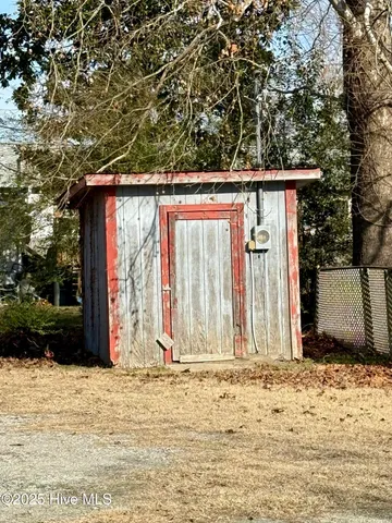 $154,900 | 48 1st Street, Chocowinity, NC 27817