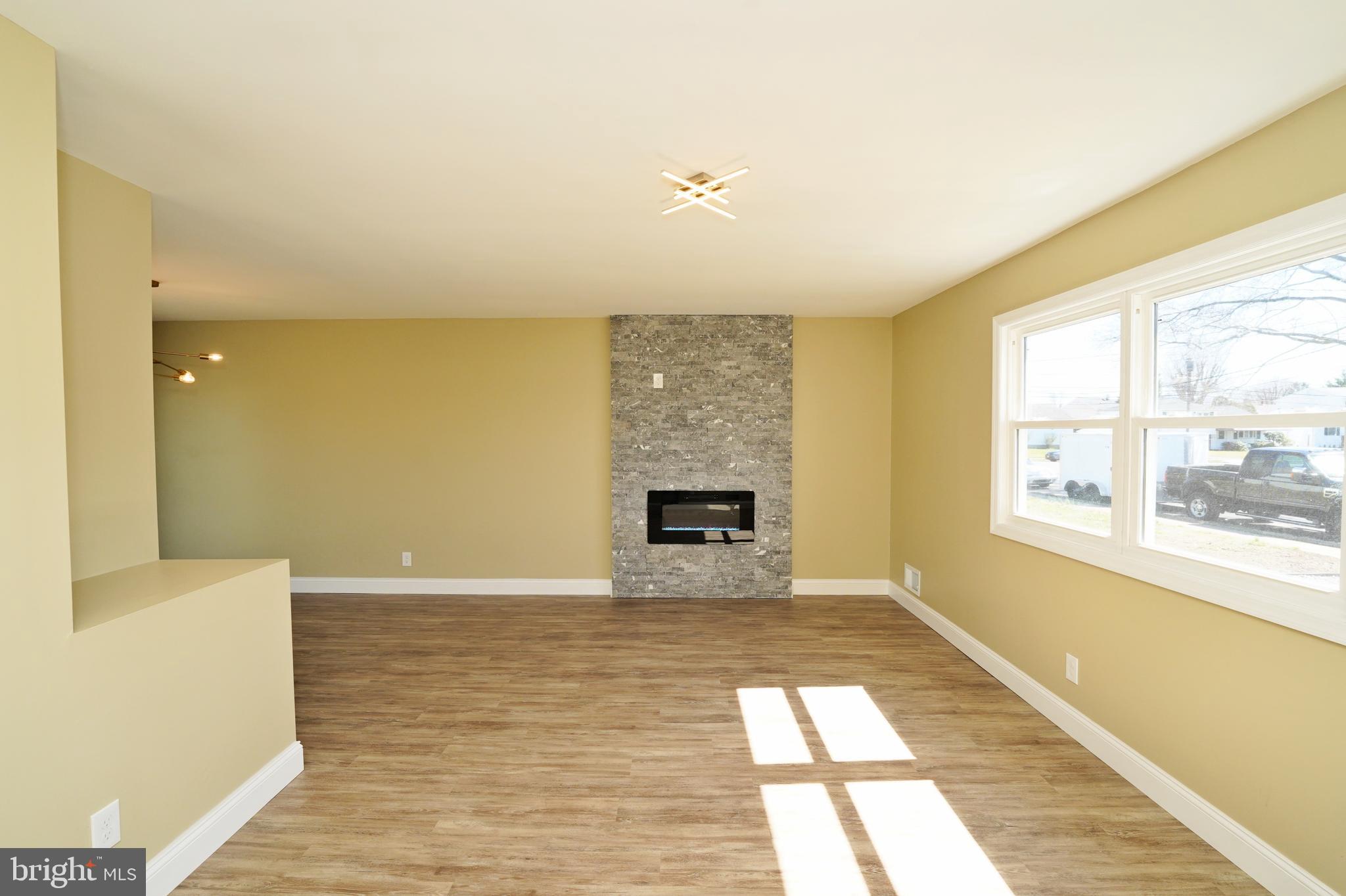 4 Rugby Way Trenton, NJ 08620 - Photo 4 of 32