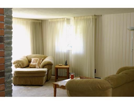 52 Jennings Road Waltham, MA 02451 - Photo 4 of 12 Gallery Image 4