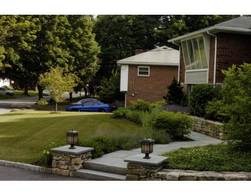 52 Jennings Road Waltham, MA 02451 - Photo 9 of 12 Gallery Image 9
