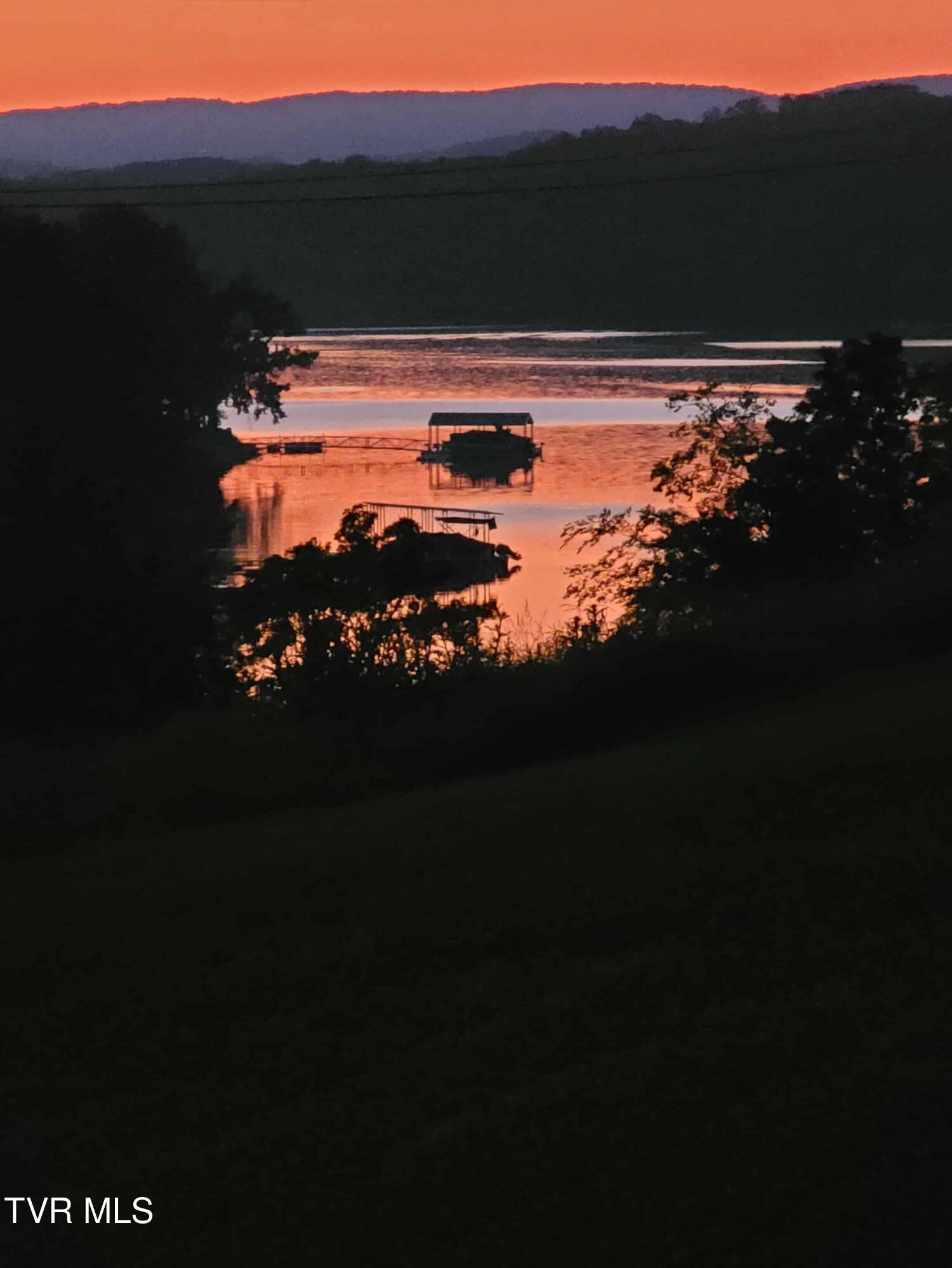 2551 Cedar Creek Road Russellville, TN 37860 - Photo 57 of 61 Night Pictrue 4