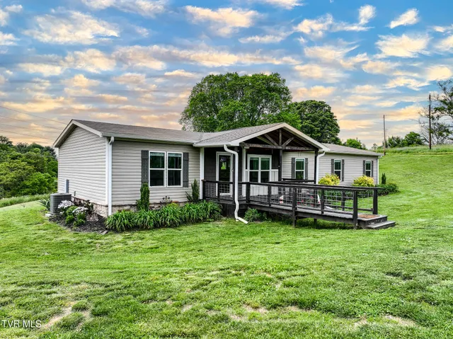 $489,900 | 2551 Cedar Creek Road, Russellville, TN 37860