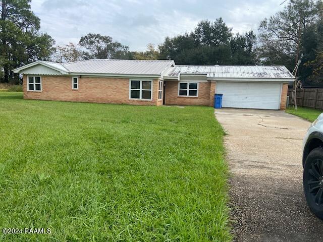 693 Moresi Road Jeanerette, LA 70544 - Photo 1 of 16 IMG_5099