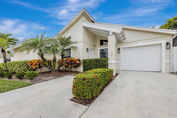 $4,600 | 21356 Summertrace Circle, Boca Raton, FL 33428