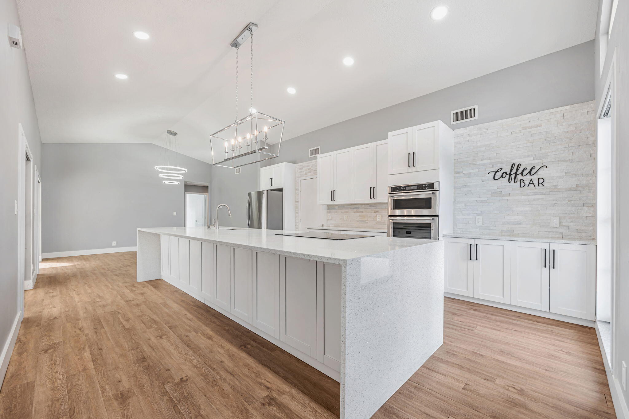 21356 Summertrace Circle Boca Raton, FL 33428 - Photo 4 of 34 7-web-or-mls-21356-summertrace-cir