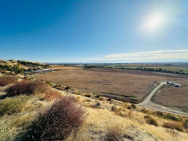 $225,000 | 400 Foothill Drive, Ontario, OR 97914