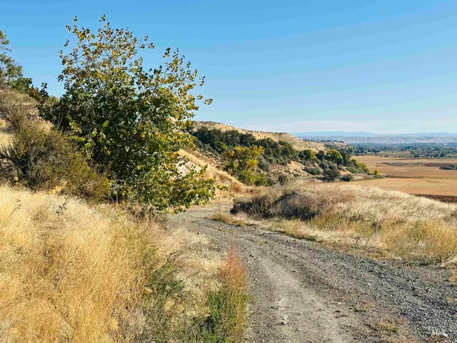 $225,000 | 400 Foothill Drive, Ontario, OR 97914