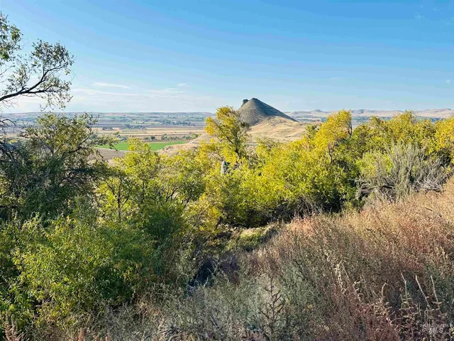 $225,000 | 400 Foothill Drive, Ontario, OR 97914