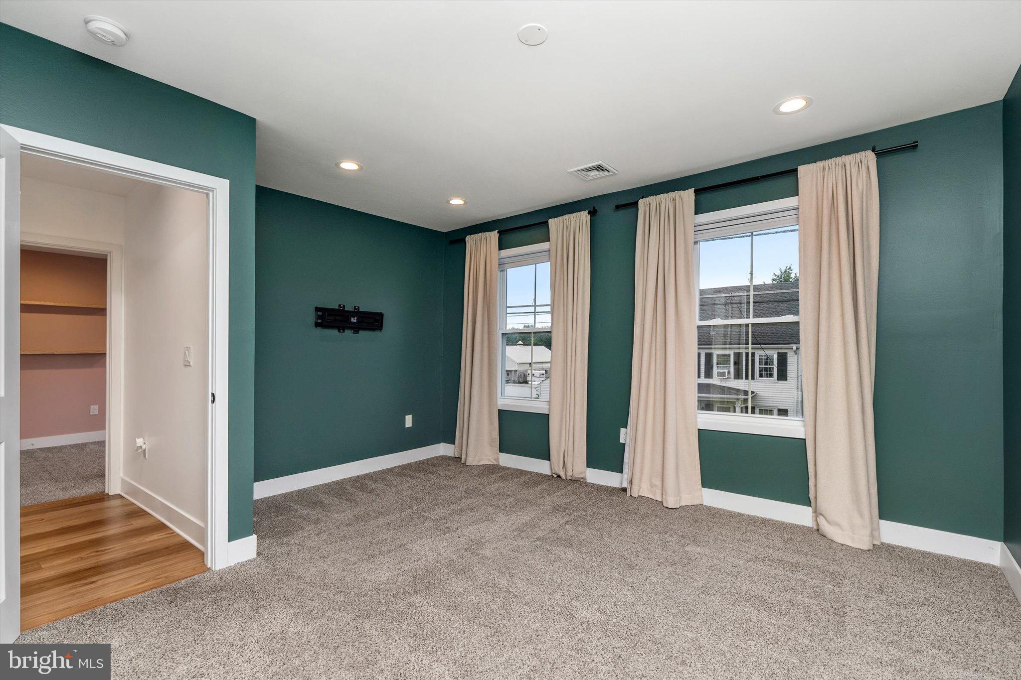 25015 Mt Pleasant Road Columbus, NJ 08022 - Photo 24 of 57