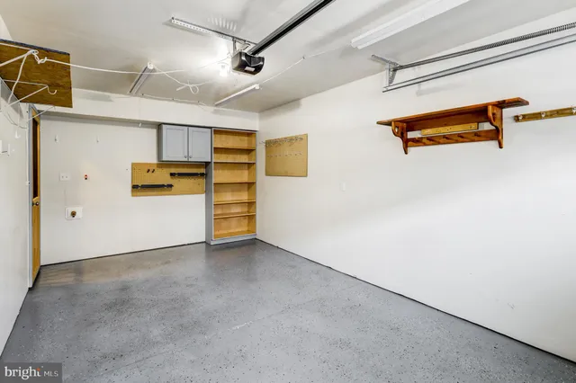 $295,000 | 207 Norbury Circle, Willow Street, PA 17584