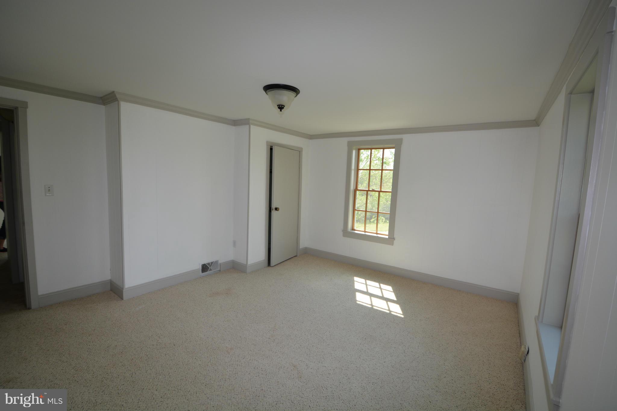 452 Buckhorn Road Middletown, VA 22645 - Photo 14 of 22 Bedroom