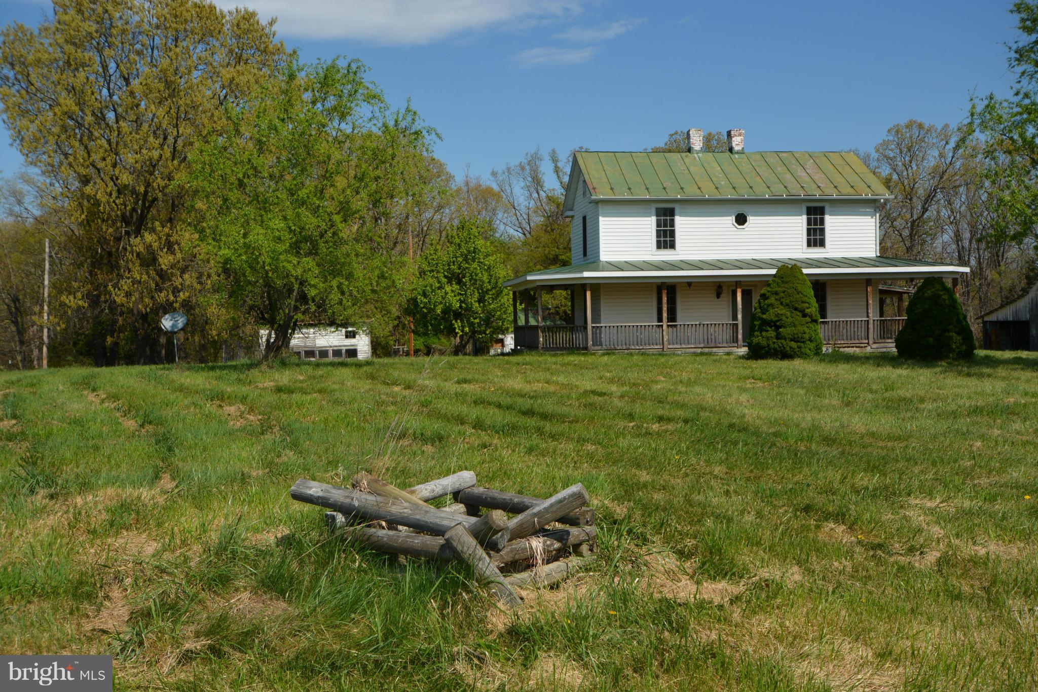 452 Buckhorn Road Middletown, VA 22645 - Photo 4 of 22 Exterior (Front)