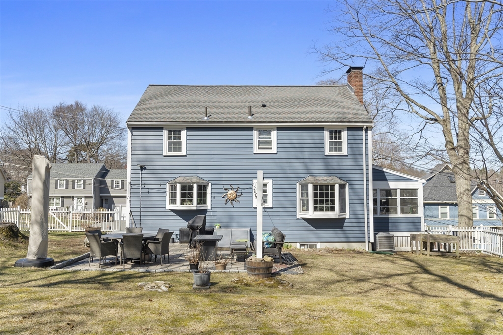 44 Converse Street Wakefield, MA 01880 - Photo 14 of 15