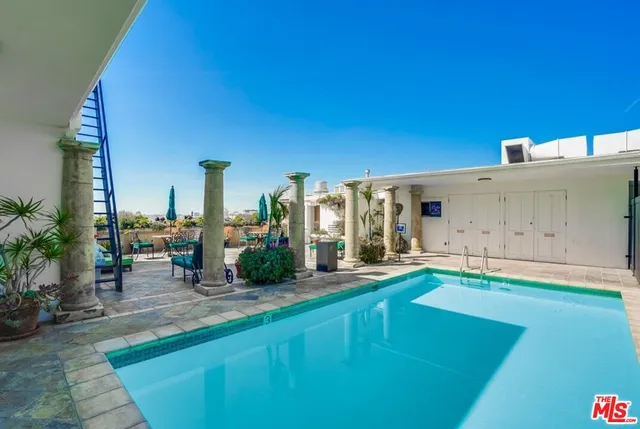 $6,850 | 435 North Oakhurst Drive, Unit 701, Beverly Hills, CA 90210