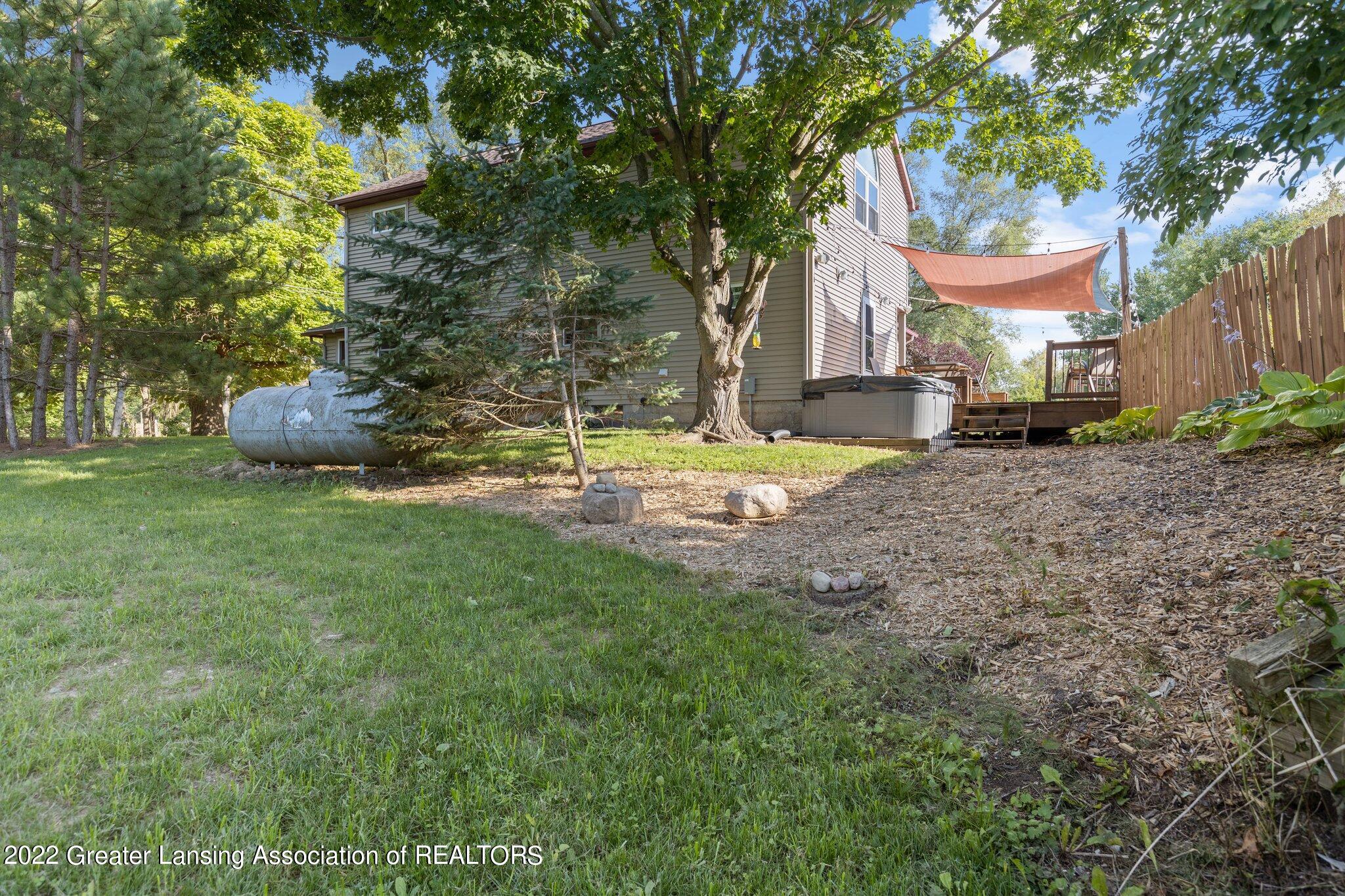 15400 South Lowell Road Lansing, MI 48906 - Photo 46 of 59 14-web-or-mls-1P6A4775