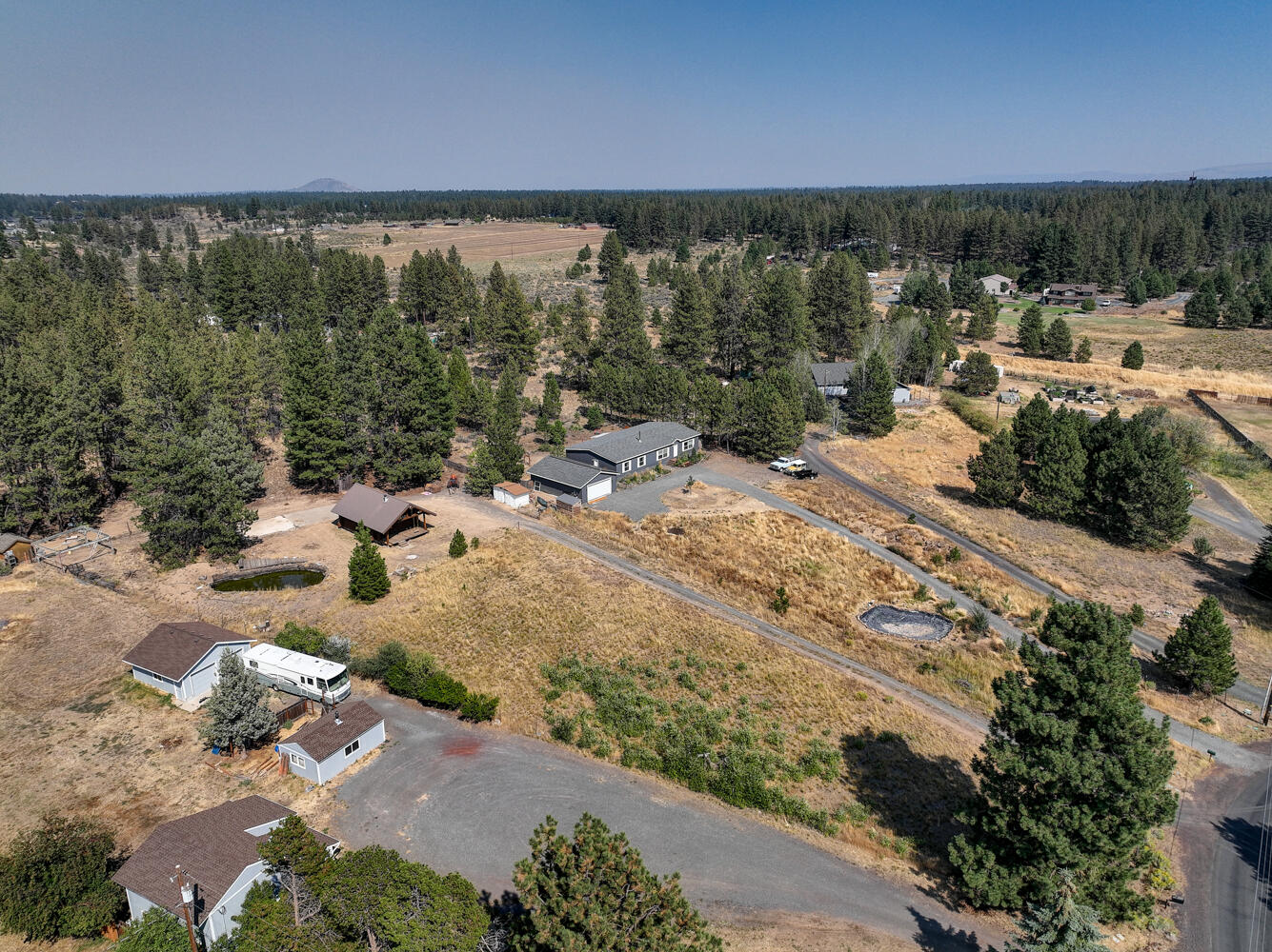 19202 Shoshone Road Bend, OR 97702 - Photo 14 of 21 19202 Shoshone Road MLS-14