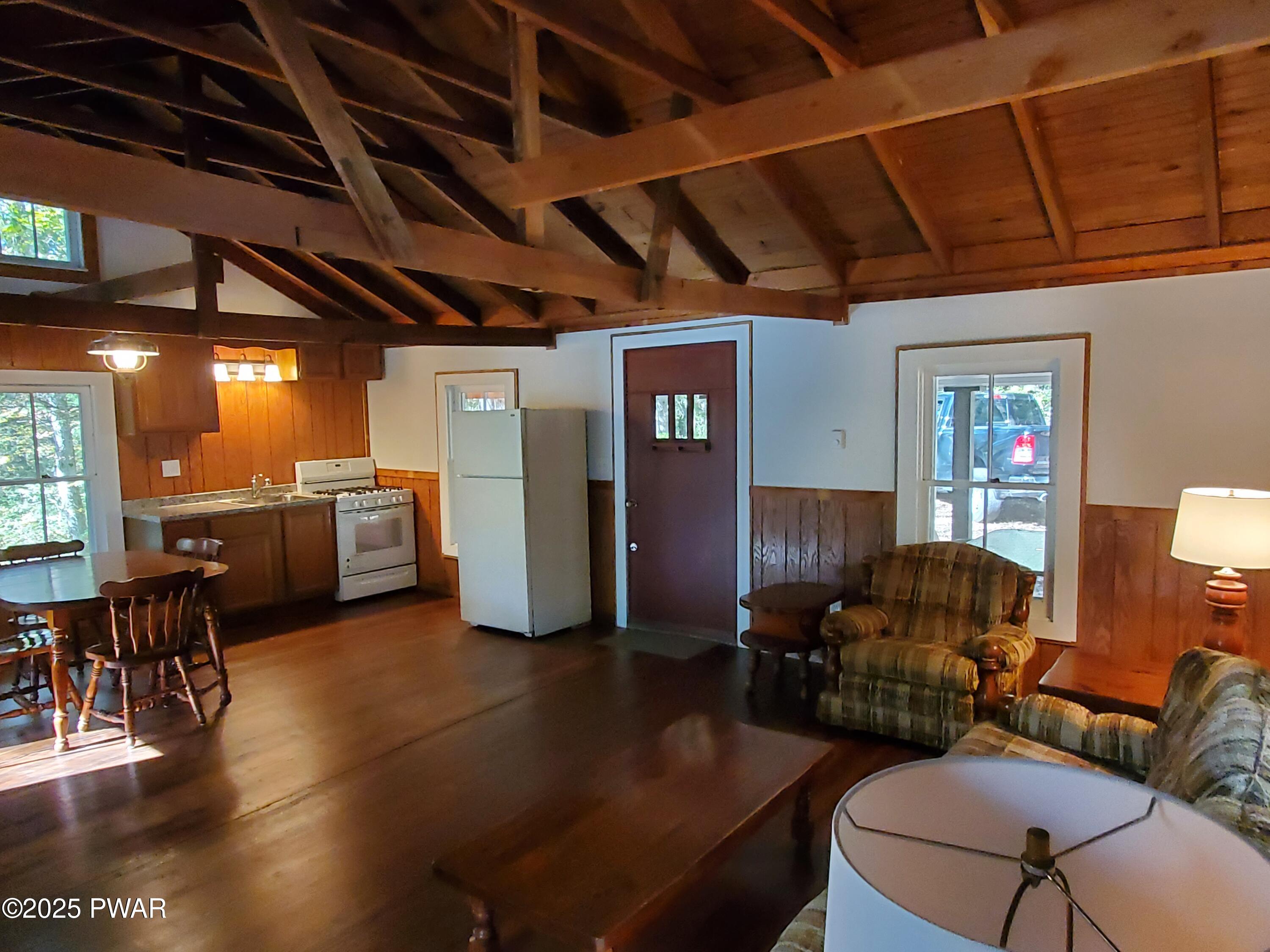 1014 Silver Lake Road Dingmans Ferry, PA 18328 - Photo 11 of 34 Inteior