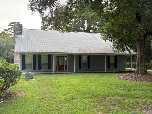 $1,900 | 70487 Ravine Street, Abita Springs, LA 70420