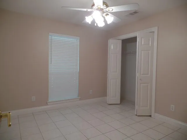 $1,900 | 70487 Ravine Street, Abita Springs, LA 70420