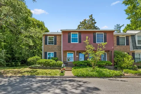 $229,900 | 5510 Country Drive, Unit 97, Nashville, TN 37211