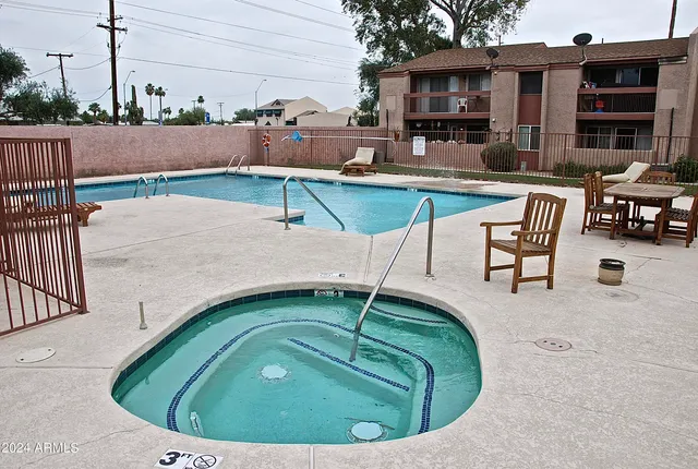 $1,125 | 7550 North 12th Street, Unit 121, Phoenix, AZ 85020