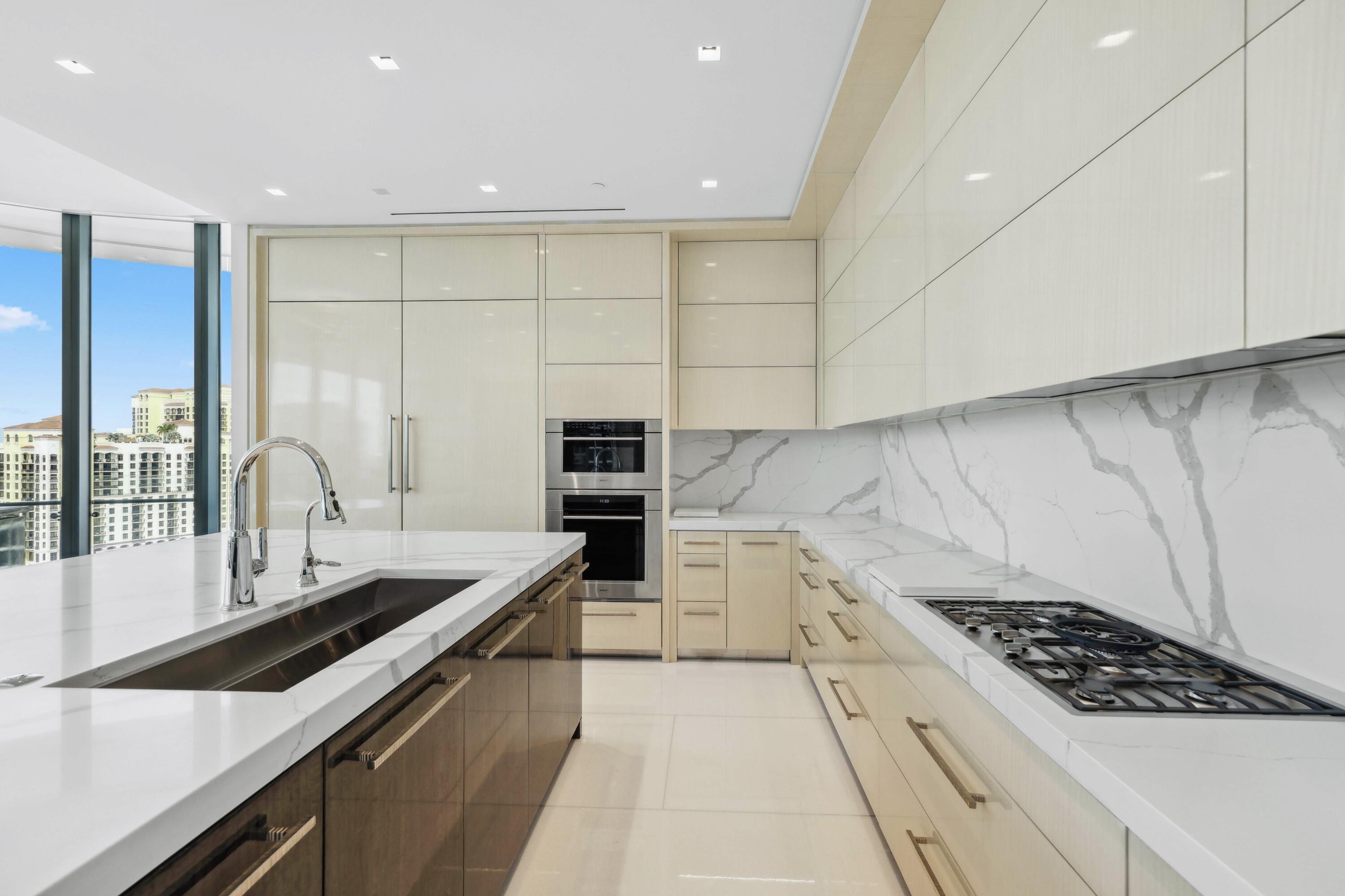 1100 South Flagler Drive, Unit 1801 West Palm Beach, FL 33401 - Photo 11 of 56 Kitchen