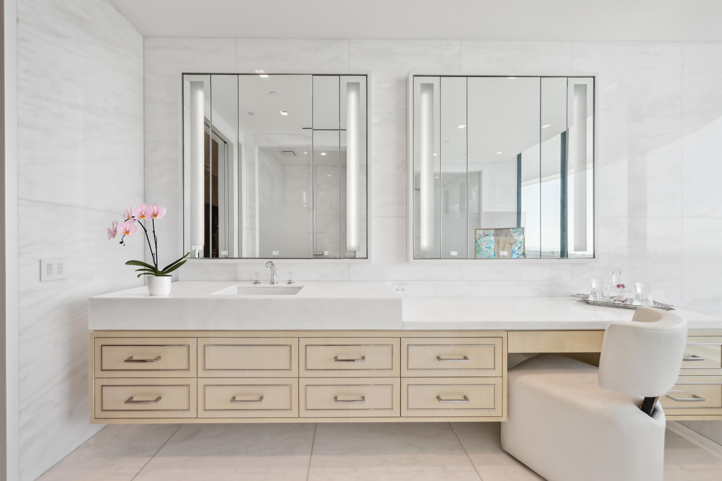 1100 South Flagler Drive, Unit 1801 West Palm Beach, FL 33401 - Photo 21 of 56 a bathroom with a sink vanity and mirror