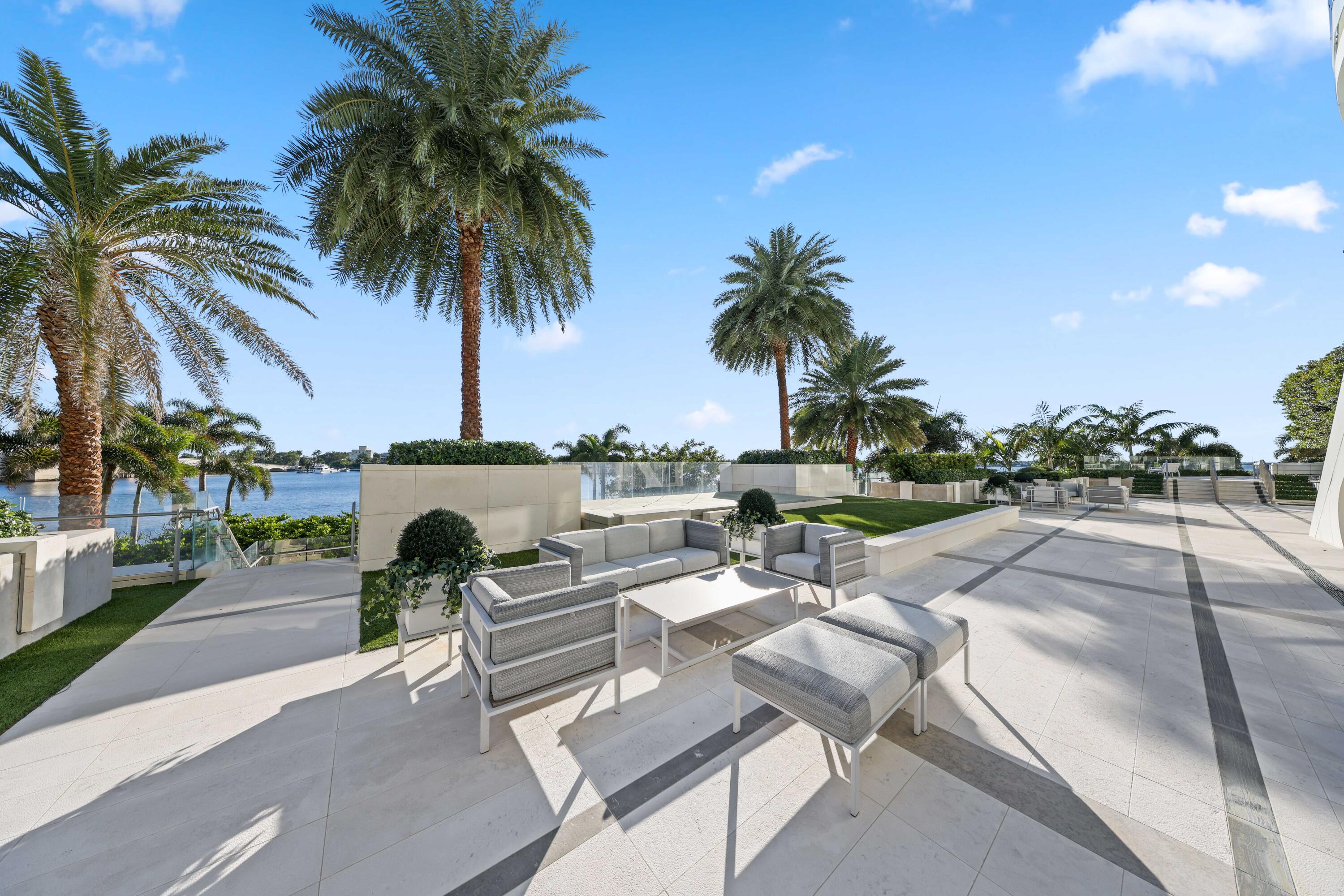 1100 South Flagler Drive, Unit 1801 West Palm Beach, FL 33401 - Photo 54 of 56 The Bristol Outdoor Public Area