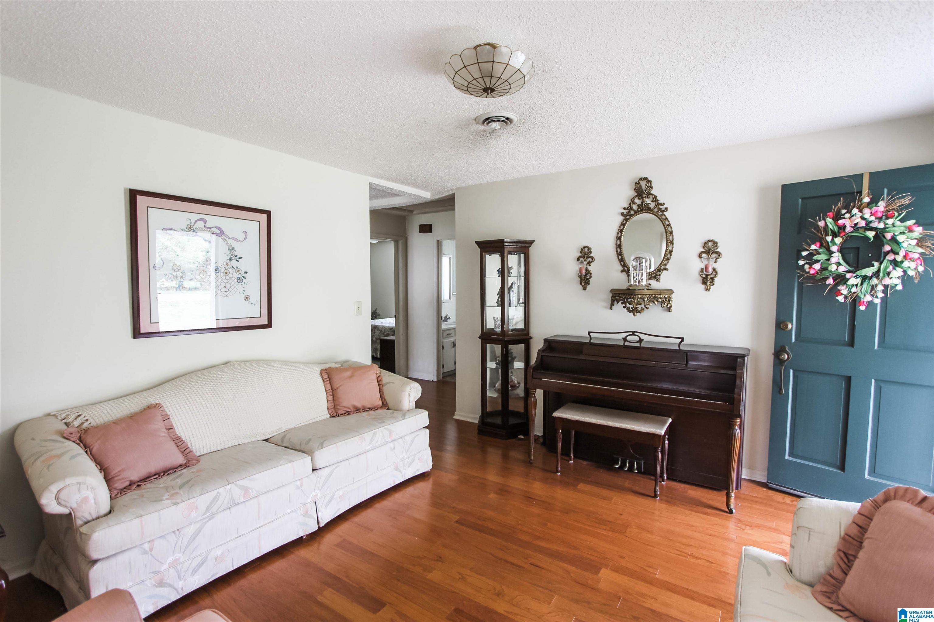 604 Alexandria Road Weaver, AL 36277 - Photo 4 of 50