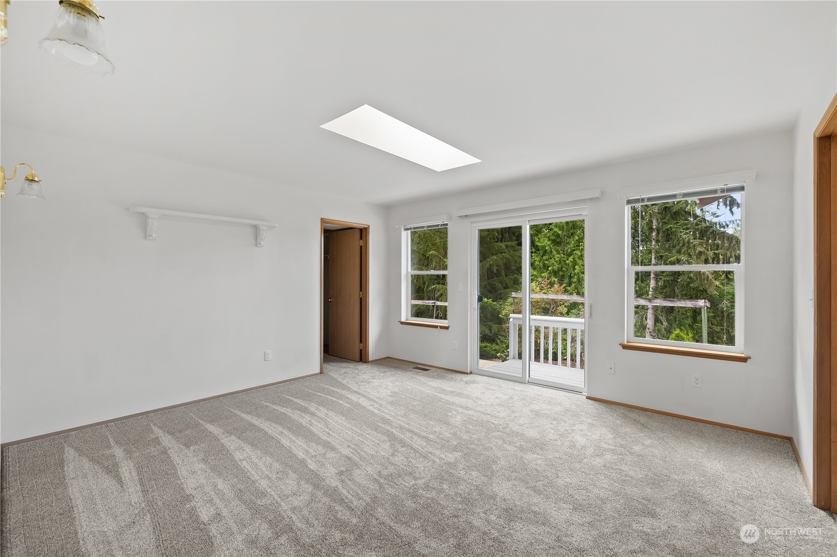 300 East Evergreen Road Belfair, WA 98528 - Photo 11 of 34 Gallery Image 11