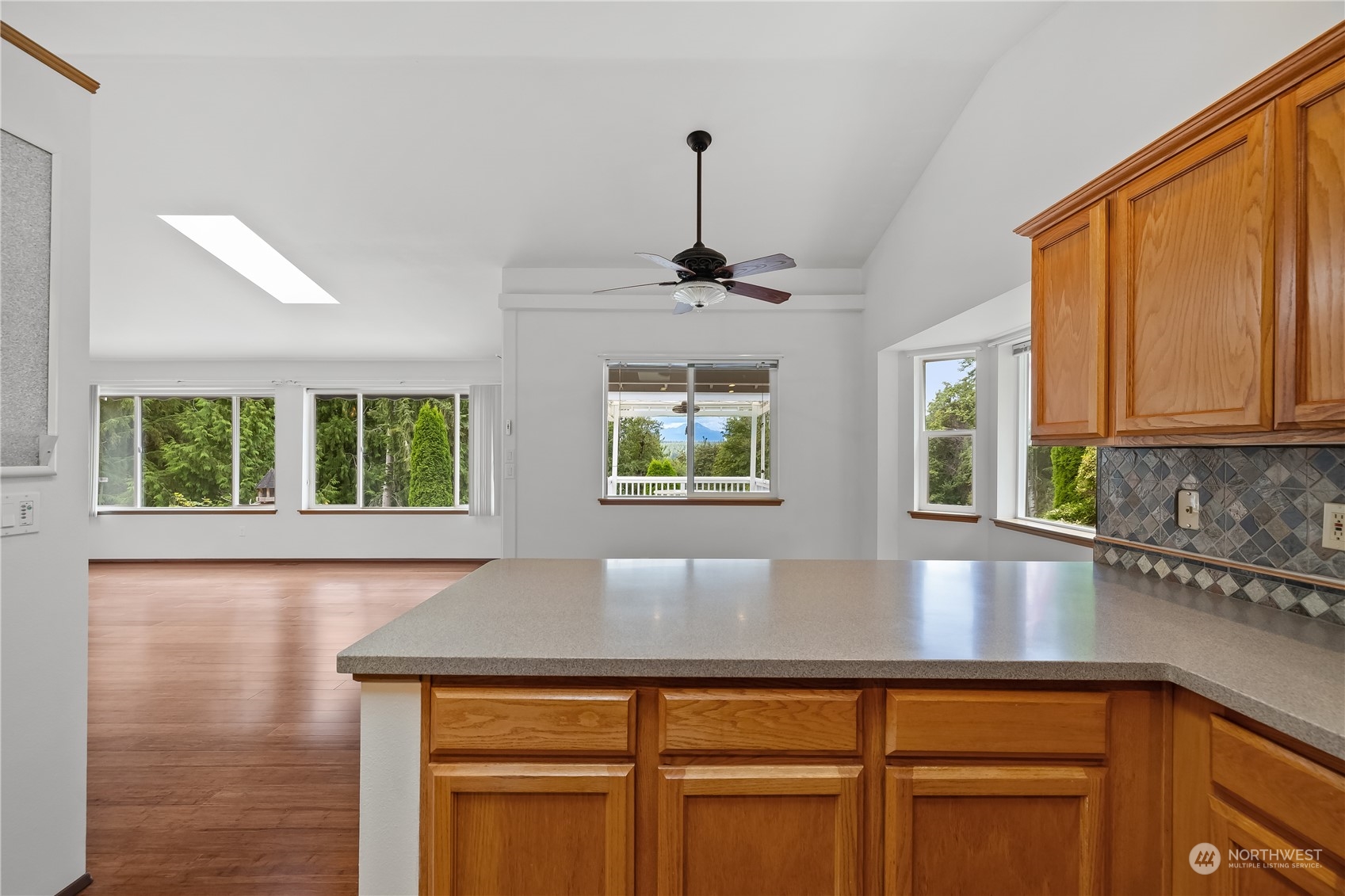 300 East Evergreen Road Belfair, WA 98528 - Photo 8 of 34 Gallery Image 8