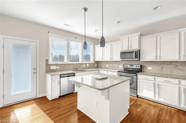 $339,900 | 5012 Shorthorn Way, Greensboro, NC 27405