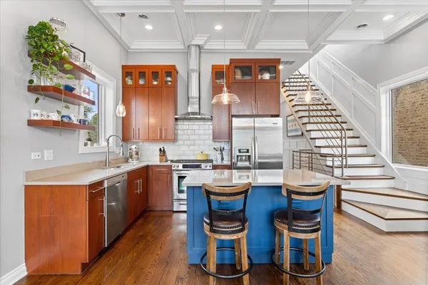 $725,000 | 1515 North Claremont Avenue, Unit 3, Chicago, IL 60622