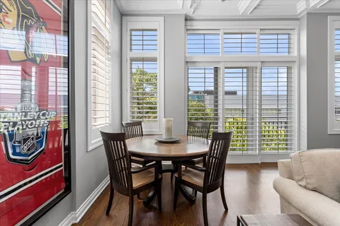 $725,000 | 1515 North Claremont Avenue, Unit 3, Chicago, IL 60622