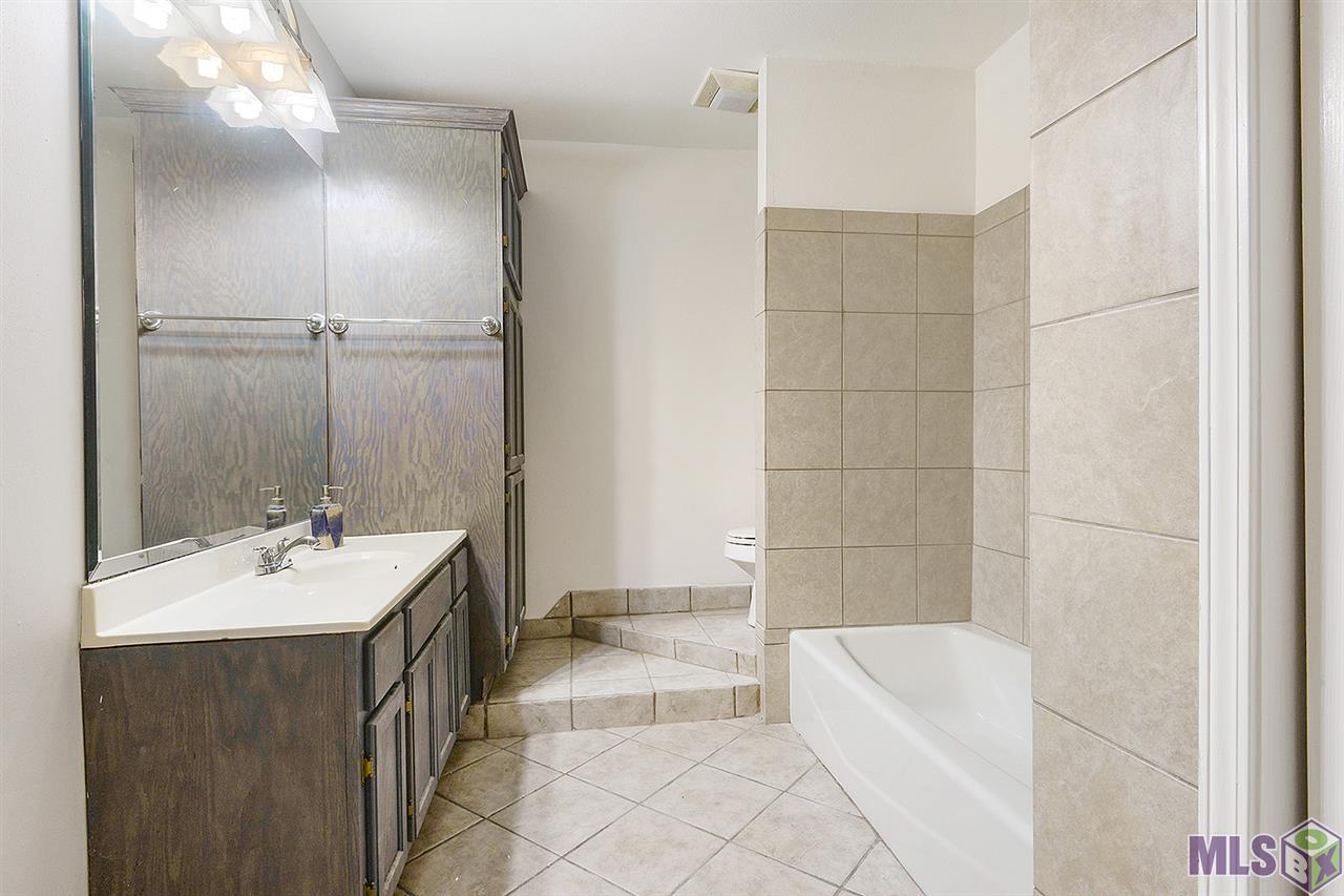 9645 East Inniswold Road Baton Rouge, LA 70809 - Photo 10 of 12