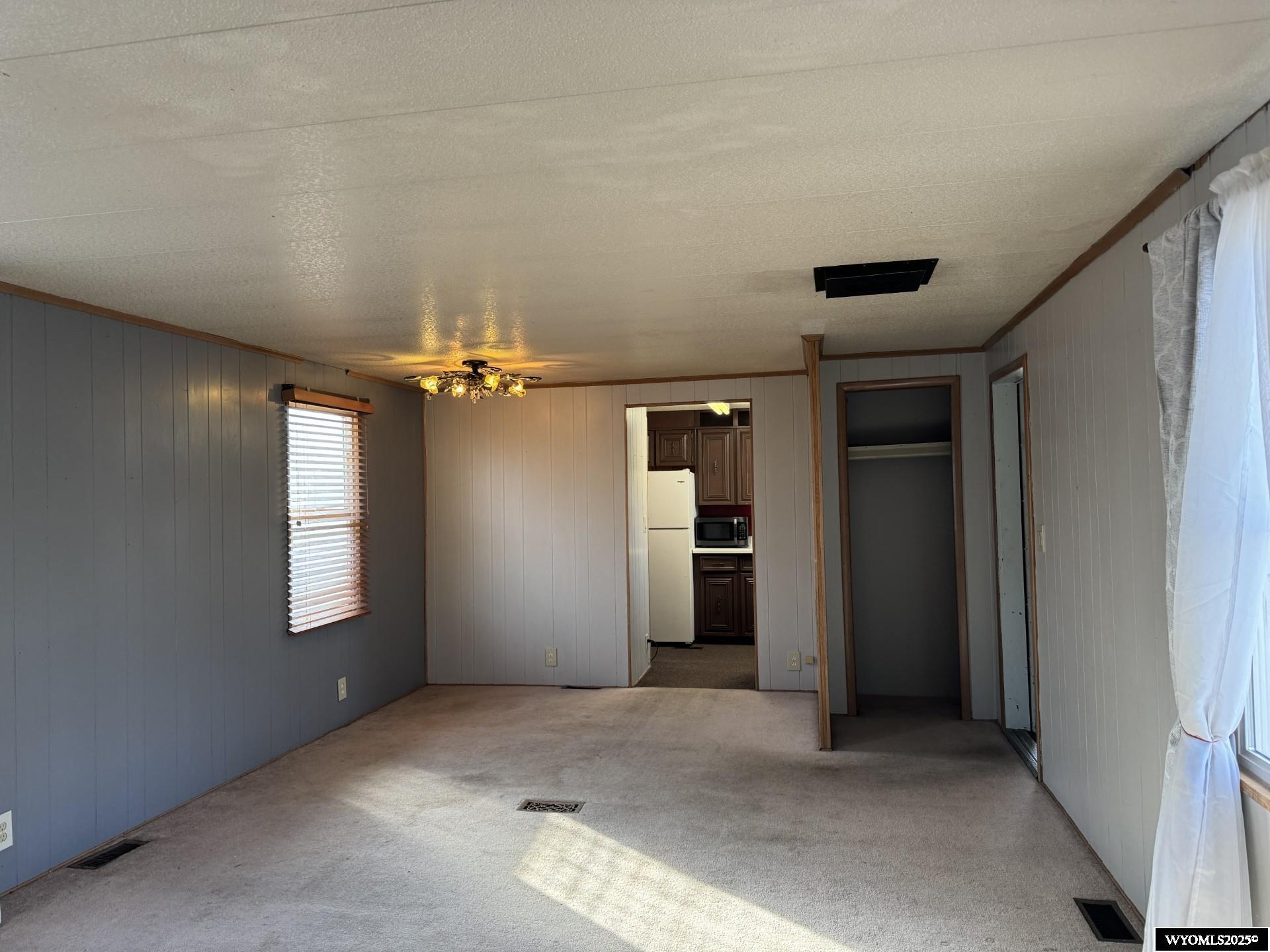 980 Riverview Drive Lander, WY 82520 - Photo 5 of 13